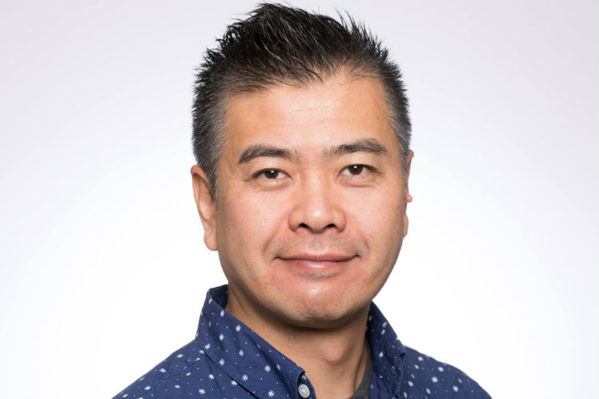 高広伯彦氏