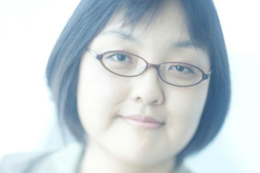 西橋佐知子氏