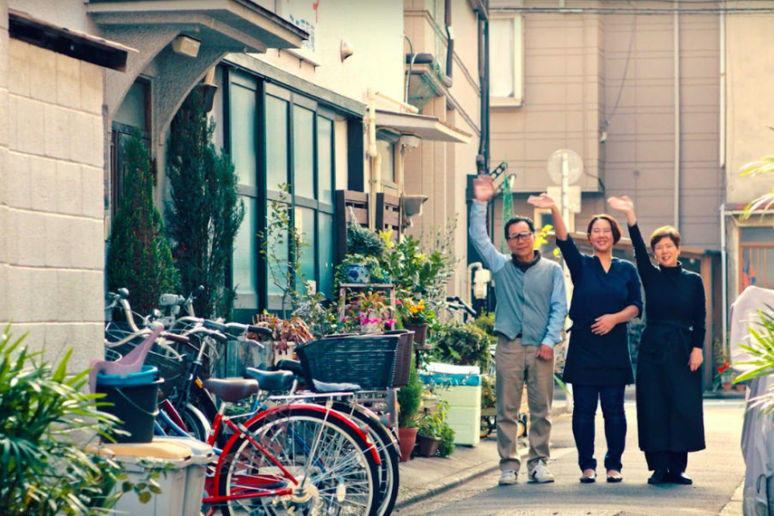 Airbnbと都電が、昔ながらの暮らしをプロモート