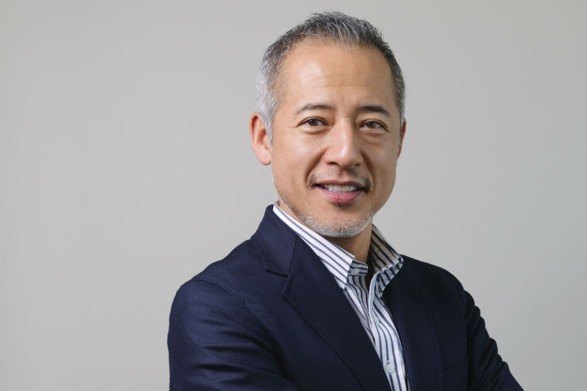 片木康行氏