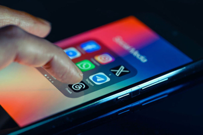 スレッズ、絶頂期の終わり — ブランドを引き戻す新機能は何か