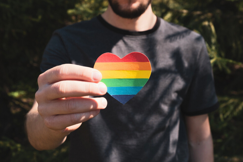 プライド月間のマーケティング施策、慎重姿勢が強まる