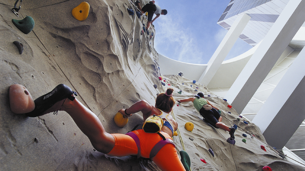 AI300: Uphill climb ahead for top insurers, pensions