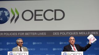 OECD mandated for MNC tax crackdown OECD mandated for MNC tax crackdown