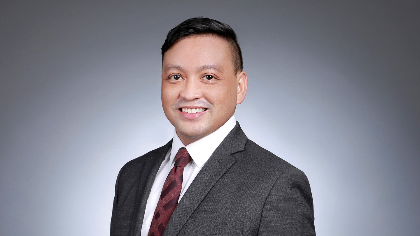 Adam Mokhtee Adam Mokhtee