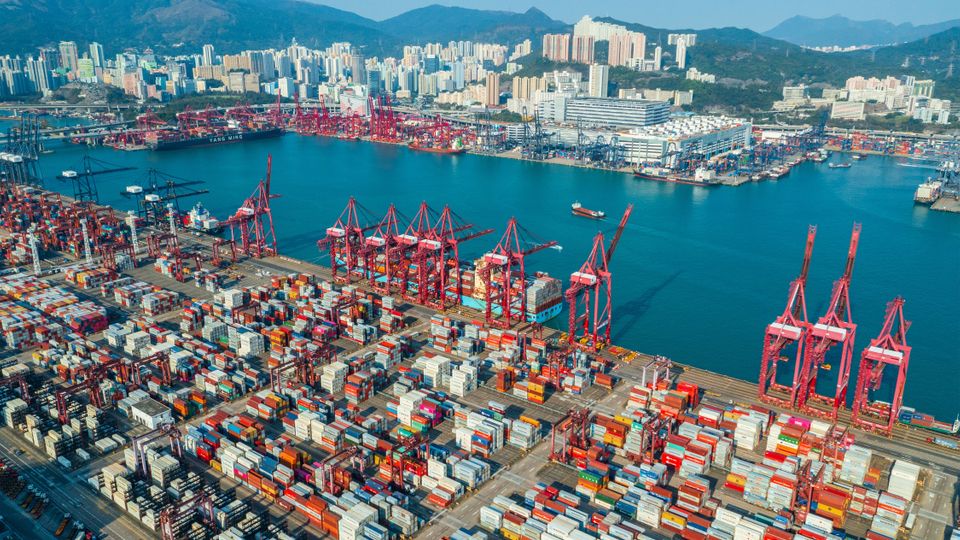 Case study: Autotoll rolls out e-system to digitalise logistics payment processes Case study: Autotoll rolls out e-system to digitalise logistics payment processes