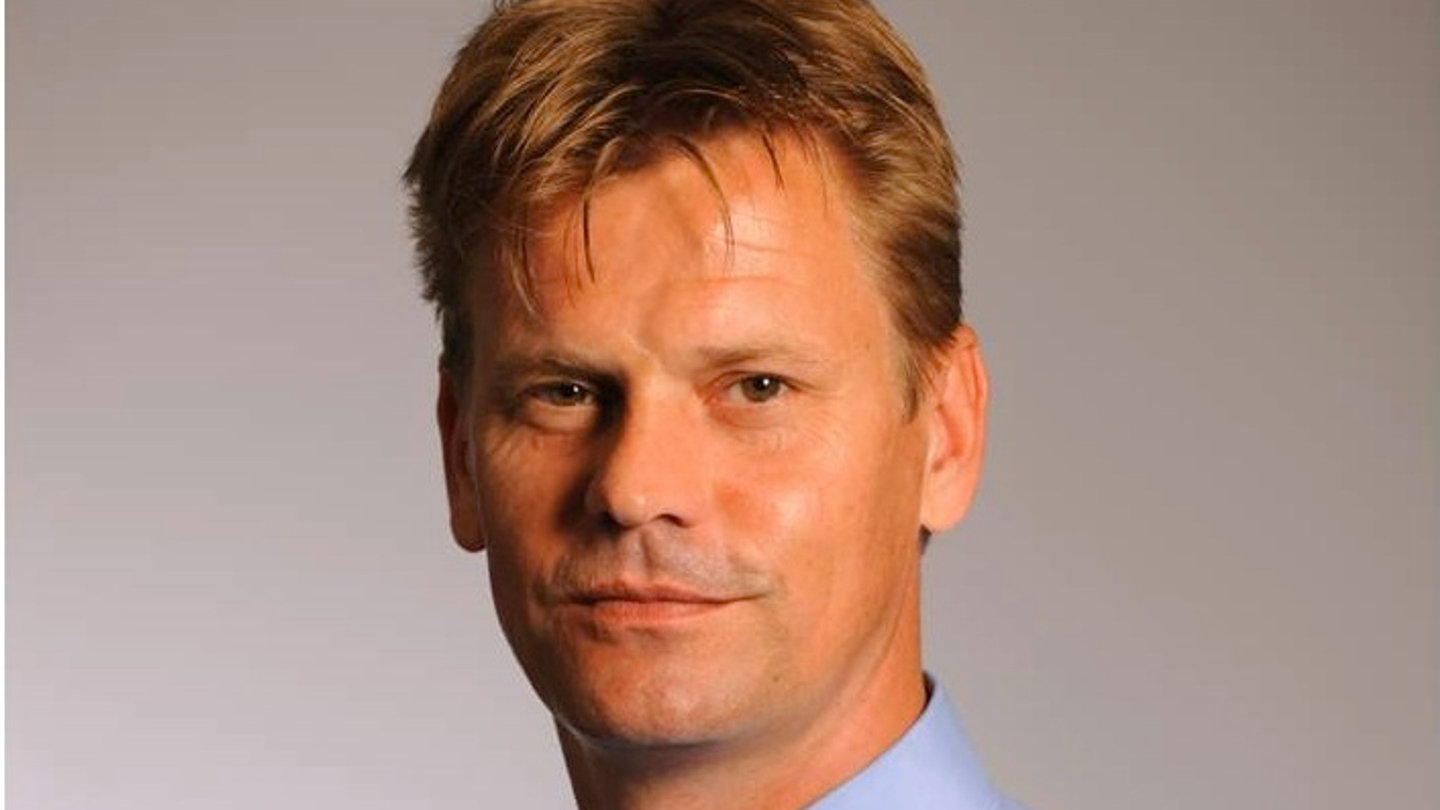 Deutsche splits structured trade role for Asia-Pacific Deutsche splits structured trade role for Asia-Pacific