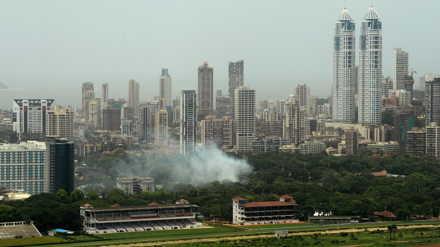 MNCs to hedge in India with tri-partite agreements MNCs to hedge in India with tri-partite agreements