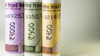 Pressure on India’s rupee continues despite strong GDP growth Pressure on India’s rupee continues despite strong GDP growth
