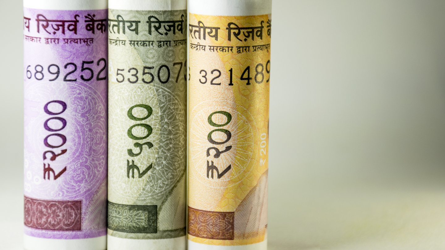 Pressure on India’s rupee continues despite strong GDP growth Pressure on India’s rupee continues despite strong GDP growth
