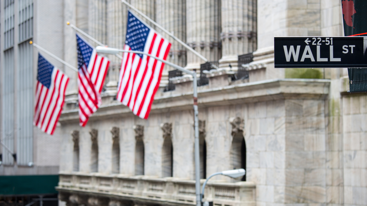 Trump and Clinton find a common enemy in Wall Street Trump and Clinton find a common enemy in Wall Street