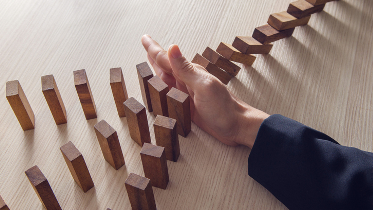 Japan instos seek remedies to high alt hedging costs