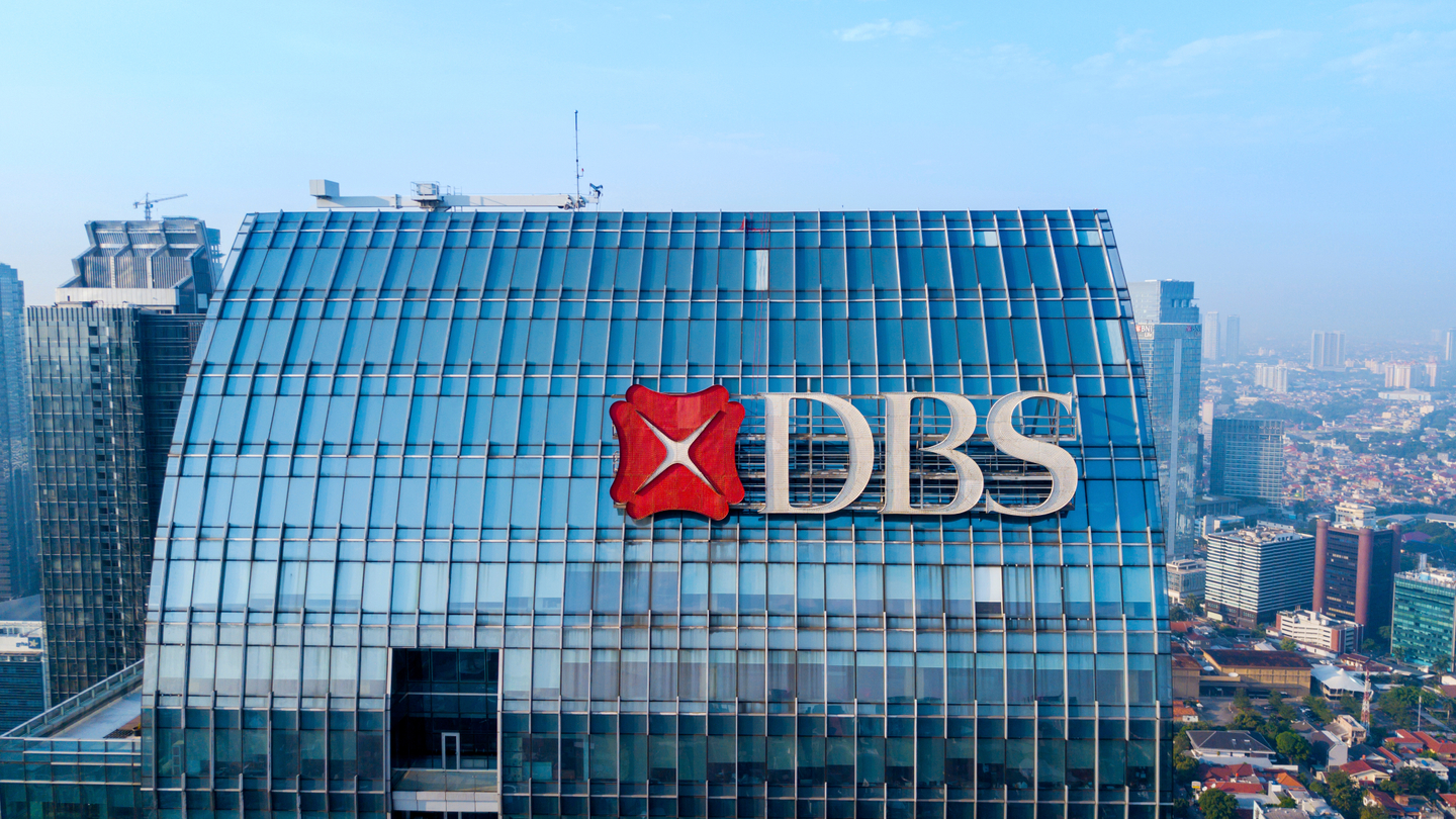 DBS agrees financing for H&M’s fashion supply chain decarbonisation DBS agrees financing for H&M’s fashion supply chain decarbonisation
