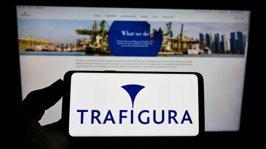 Trafigura agrees $1bn credit facility backed by insurers Trafigura agrees $1bn credit facility backed by insurers
