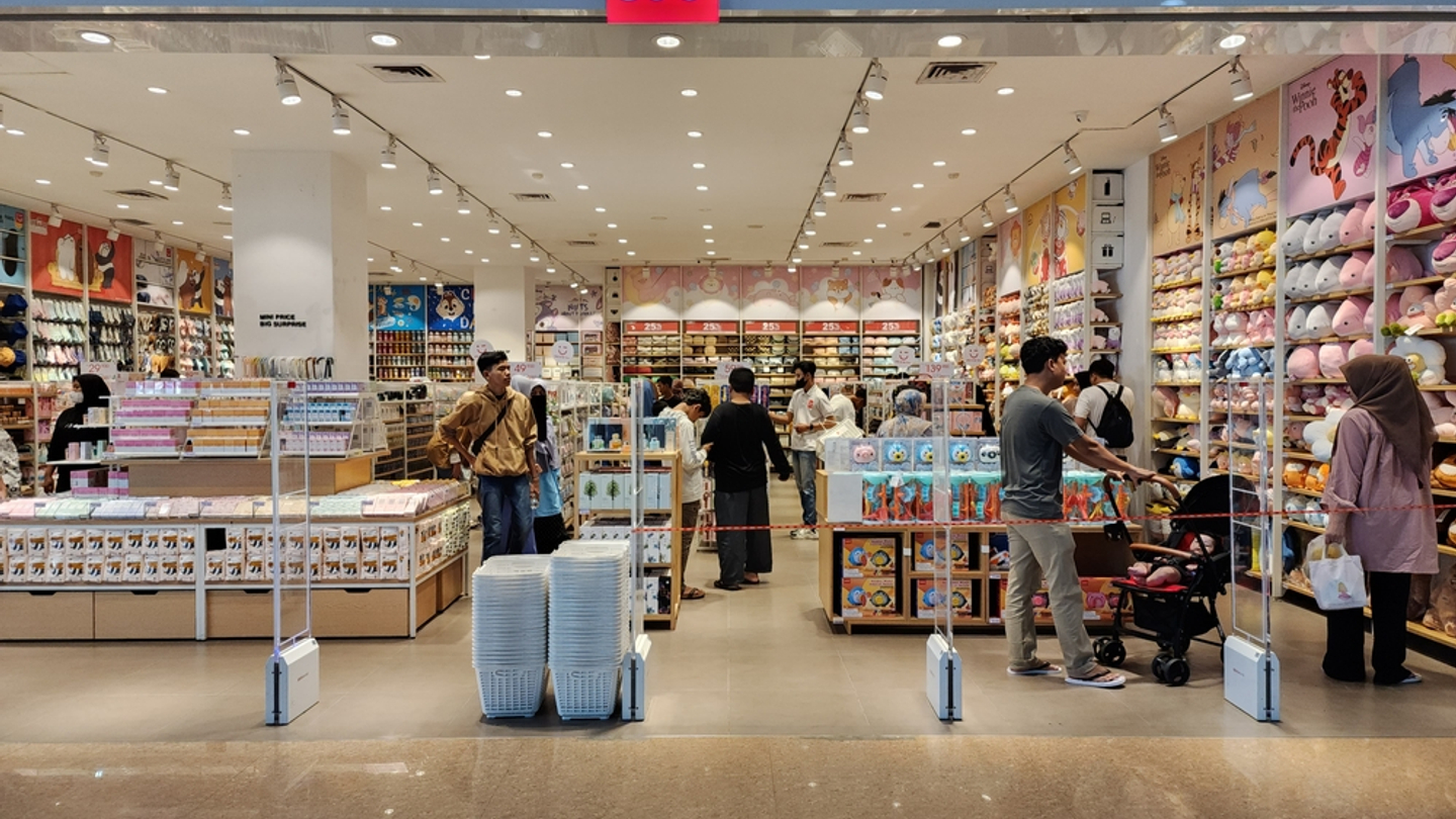 Q&A: Eason Zhang, MINISO’s CFO, on the Chinese retailer’s global expansion Q&A: Eason Zhang, MINISO’s CFO, on the Chinese retailer’s global expansion