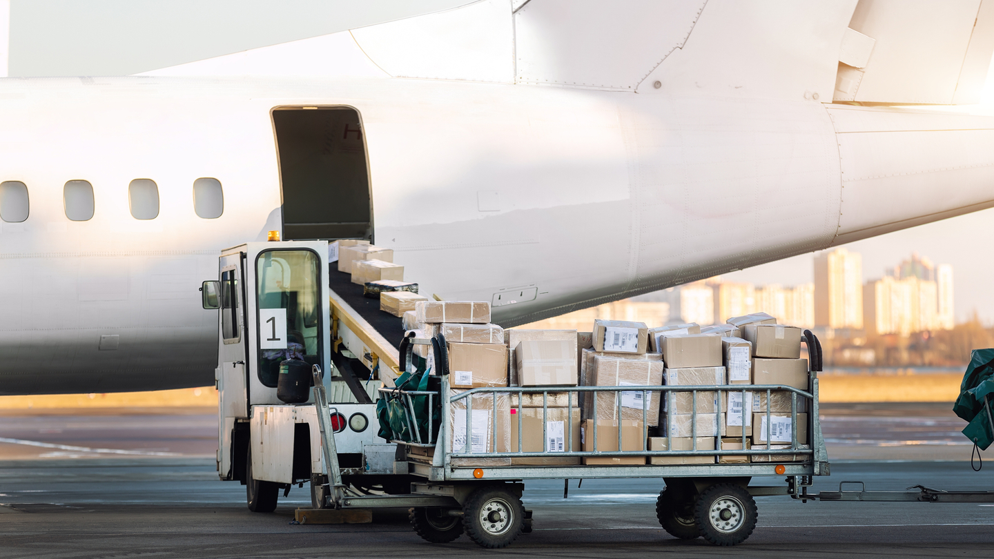 DHL and Hongkong Post to suspend some mailing of packages to US DHL and Hongkong Post to suspend some mailing of packages to US