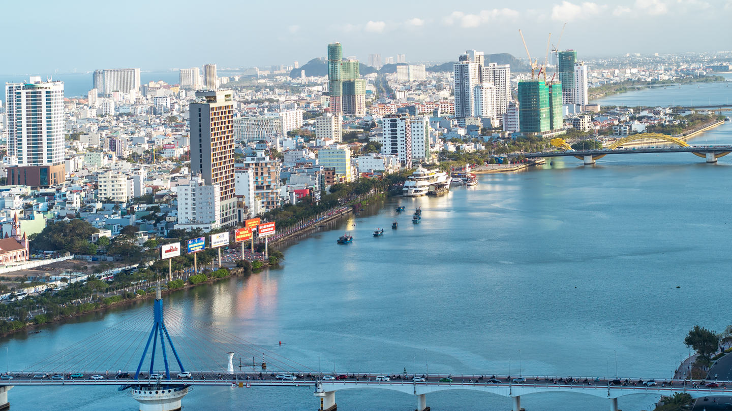 Abu Dhabi's G42 backs Vietnam data centre build Abu Dhabi's G42 backs Vietnam data centre build