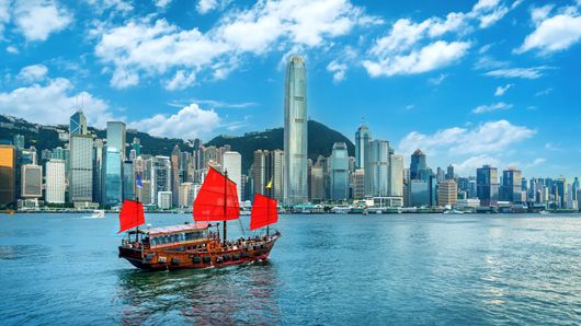 Hong Kong attracts almost 10,000 foreign firms as tourism rebounds Hong Kong attracts almost 10,000 foreign firms as tourism rebounds