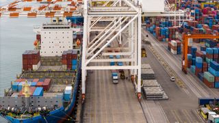 Singapore's X-Press Feeders agrees $80m SLL facility for decarbonisation efforts Singapore's X-Press Feeders agrees $80m SLL facility for decarbonisation efforts