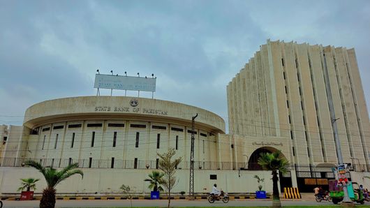 Pakistan central bank raises rates amid energy shock; US Fed, RBNZ hold Pakistan central bank raises rates amid energy shock; US Fed, RBNZ hold