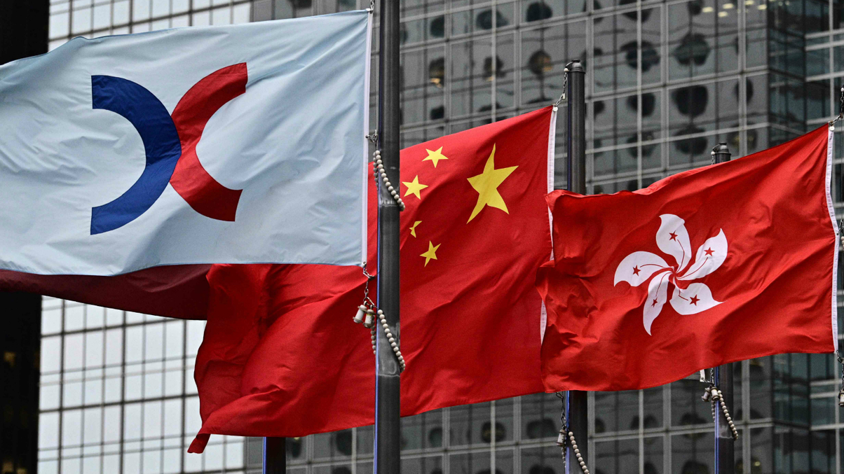 Why HK stocks are attracting Chinese, global asset owners