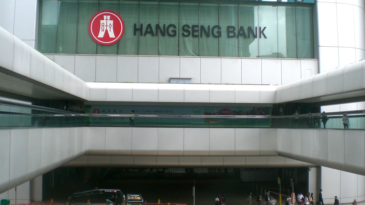 Are A-shares dragging down Hong Kong stocks?