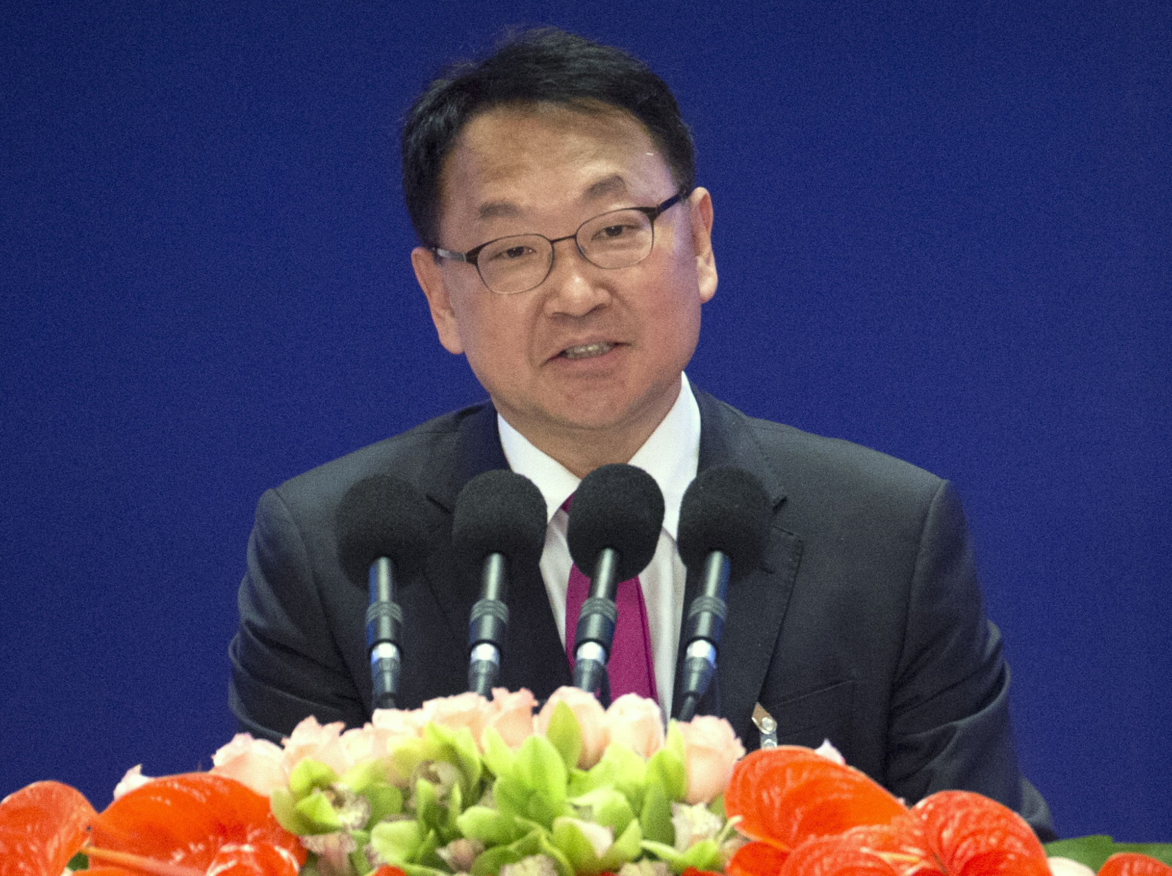 Yoo Il-ho: Rising above scandal to restore growth - Magazine Highlights